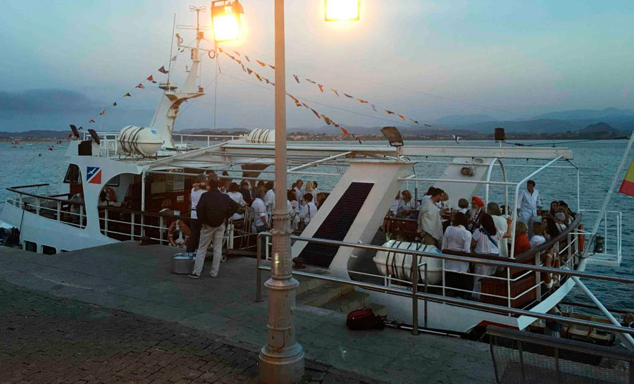 paseos-en-barco-los-reginas-santander-cantabria-eventos-empresas-y-congresos